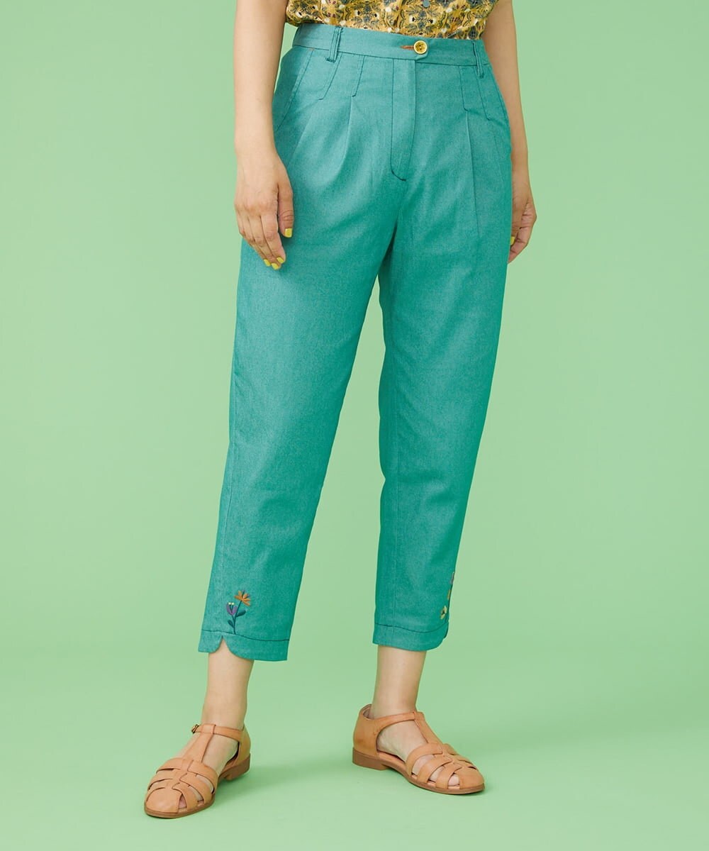 フラワー刺繍テーパードパンツ クロップド 半端丈パンツ Jocomomola ホコモモラ イトキンオンラインストア フラワー刺繍テーパードパンツ クロップド 半端丈パンツ Jocomomola ホコモモラ イトキンオンラインストア