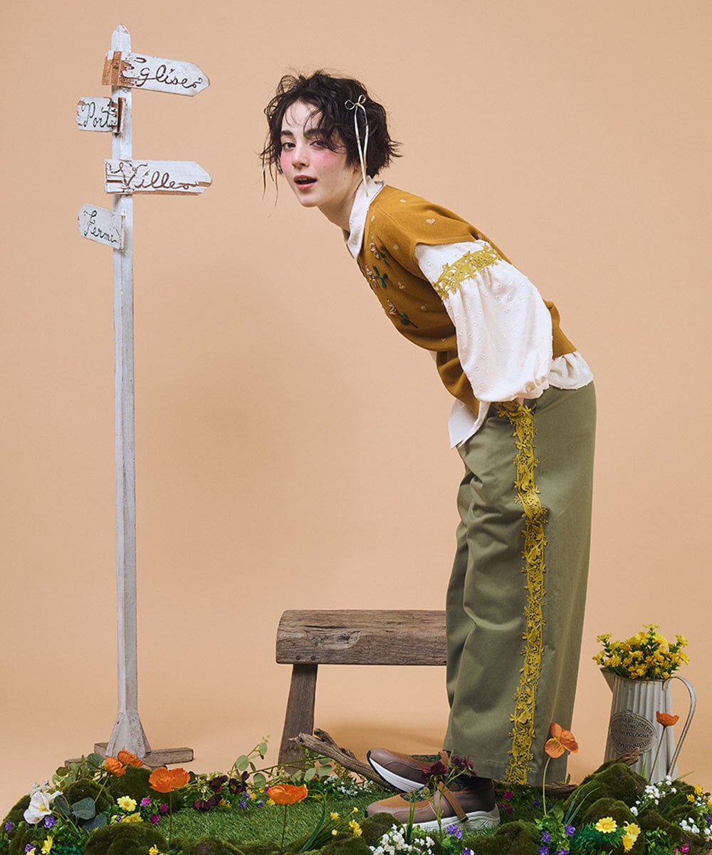 GJLJB04220 Jocomomola(ホコモモラ) Encaje de Animal フラワーレースワイドパンツ ダークグレー