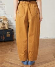 GJLJB37200 Jocomomola(ホコモモラ) 【早割10％OFF】カーブシルエットワイドパンツ キャメル
