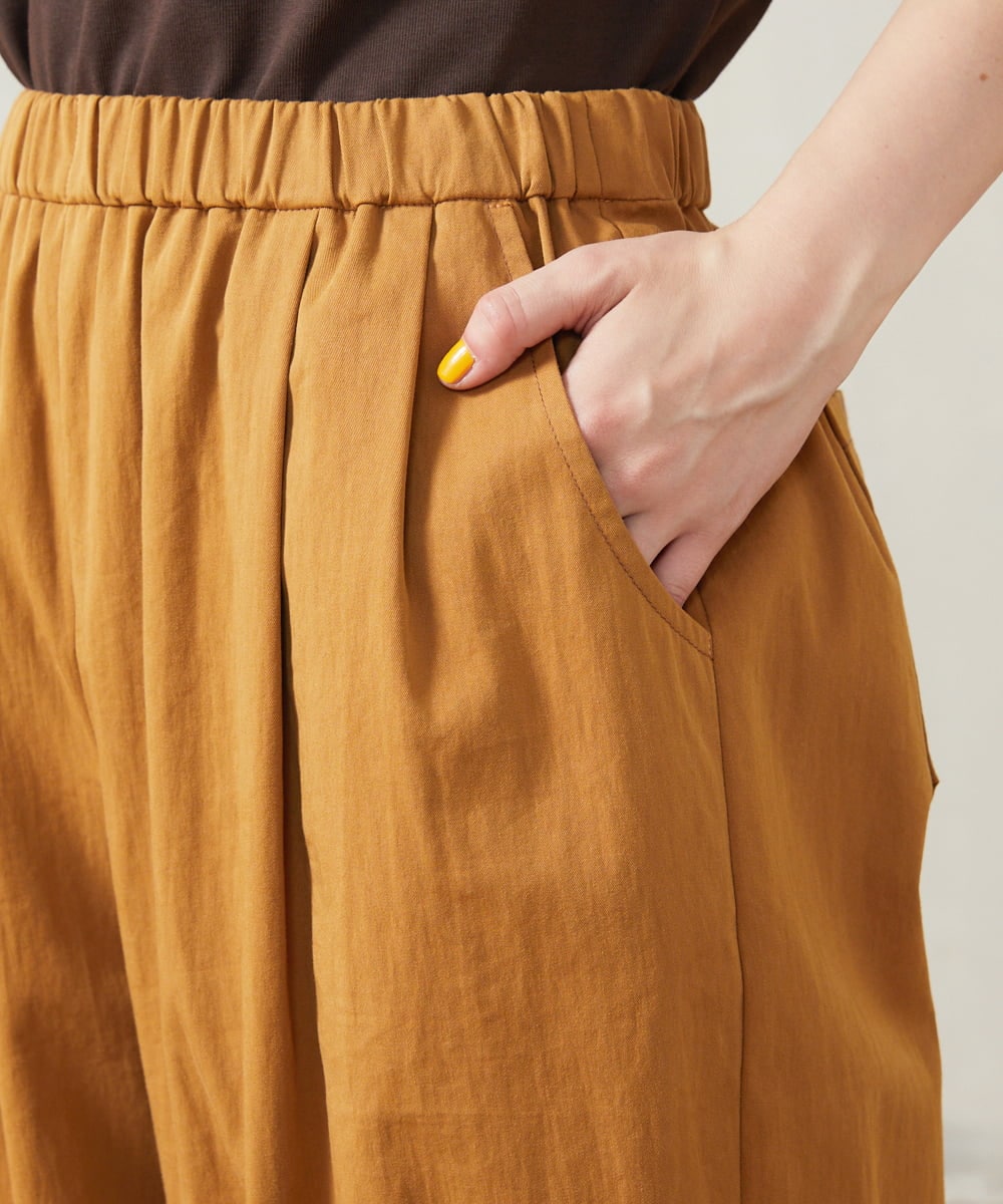 GJLJB37200 Jocomomola(ホコモモラ) 【早割10％OFF】カーブシルエットワイドパンツ キャメル