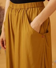 GJLJD33180 Jocomomola(ホコモモラ) Sacudida サテンワイドパンツ マスタード
