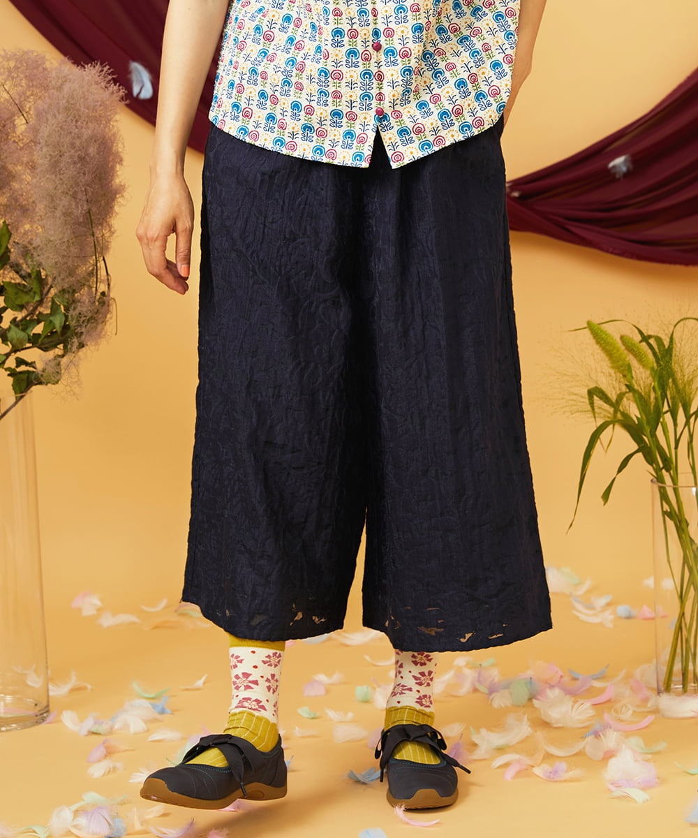 GJLJD34220 Jocomomola(ホコモモラ) Sombrita フラワージャカードワイドパンツ ネイビー