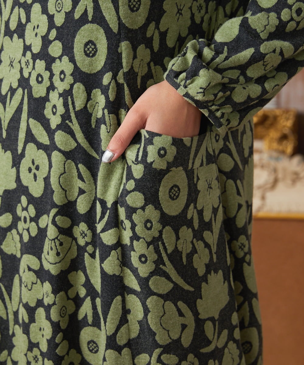 GJPAE38280 Jocomomola(ホコモモラ) Paseo de las flores フラワージャカードワンピース ブラック