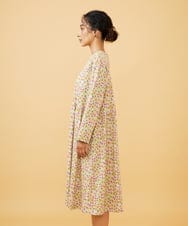 GJPCD30280 Jocomomola(ホコモモラ) 【早割10％OFF】フラワープリント裏毛ワンピース アイボリー