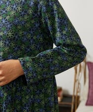 GJPCD30280 Jocomomola(ホコモモラ) Rocinante フラワープリント裏毛ワンピース ダークグレー