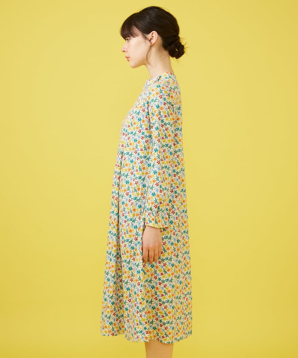 GJPDA32280 Jocomomola(ホコモモラ) Amarillo limon フラワープリントワンピース アイボリー