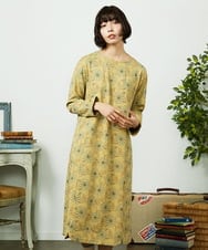 GJPDD30300 Jocomomola(ホコモモラ) Crisantemo curvo フラワー総刺繡ワンピース イエロー