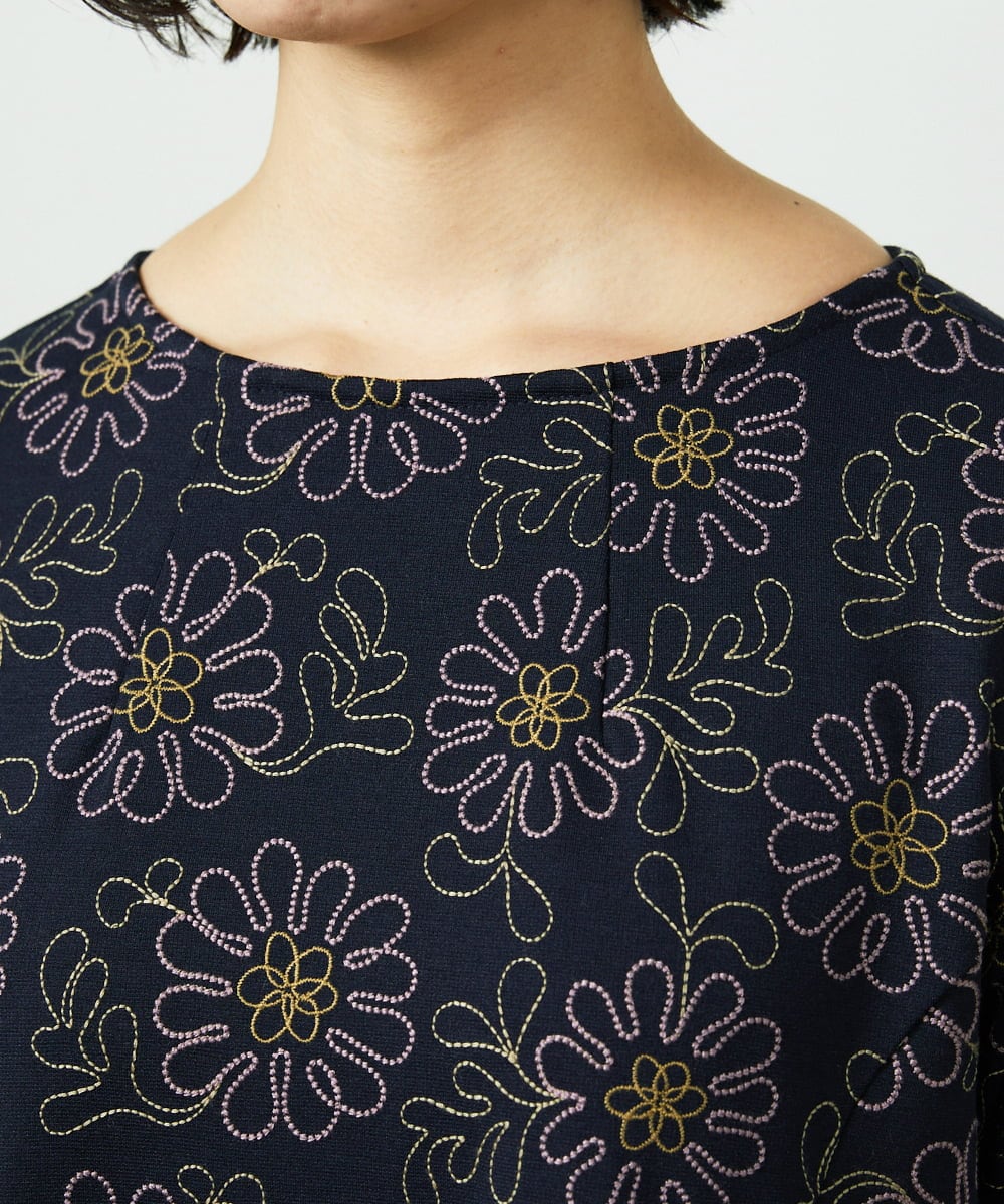 GJPDD30300 Jocomomola(ホコモモラ) Crisantemo curvo フラワー総刺繡ワンピース ネイビー