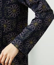 GJPDD30300 Jocomomola(ホコモモラ) Crisantemo curvo フラワー総刺繡ワンピース ネイビー