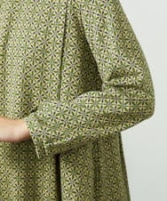 GJPDD31270 Jocomomola(ホコモモラ) Armadura de flores ジャカードワンピース ベージュ