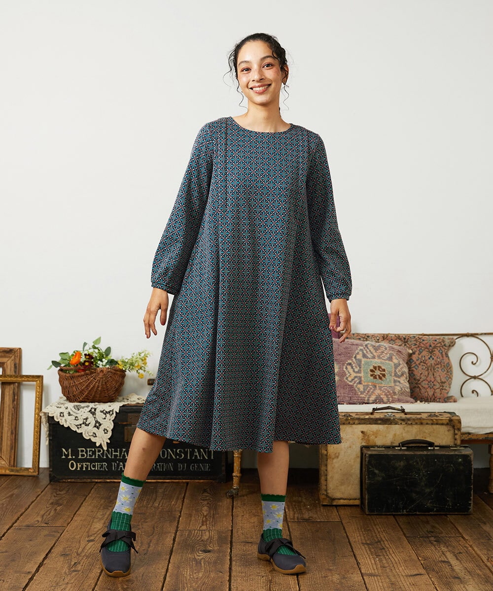 GJPDD31270 Jocomomola(ホコモモラ) 【先行予約】幾何学柄ジャカードワンピース ネイビー