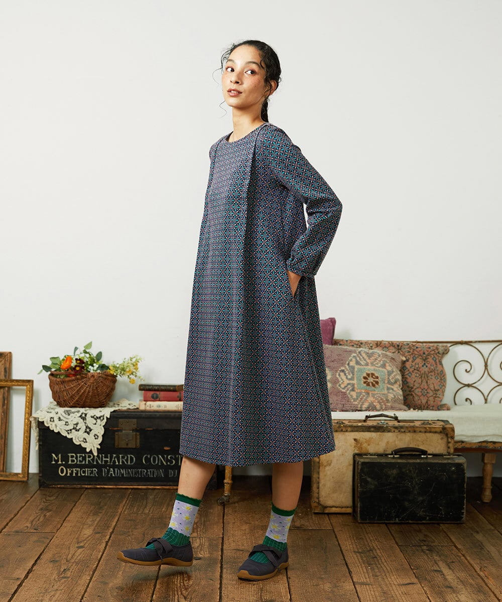 GJPDD31270 Jocomomola(ホコモモラ) 【先行予約】幾何学柄ジャカードワンピース ネイビー