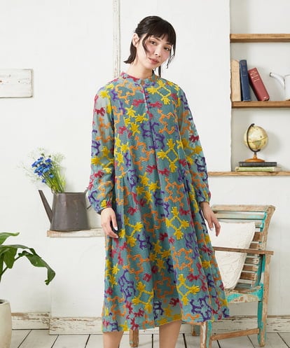 GJPFD01330 Jocomomola Caballerias アニマルジャカードシアーワンピース