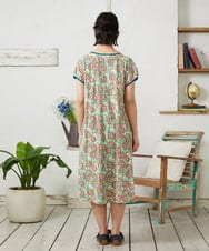 GJPGD30270 Jocomomola(ホコモモラ) 【早割10％OFF】フラワープリントワンピース アイボリー
