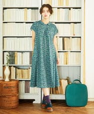 GJPHA33250 Jocomomola(ホコモモラ) 【接触冷感】Brote de flor リーフプリントワンピース グレー