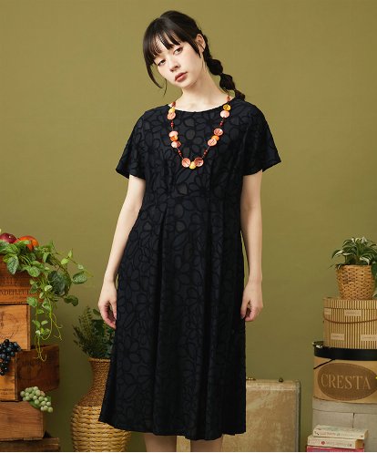 GJPJA32250 Jocomomola Camino de flores フラワージャカードワンピース