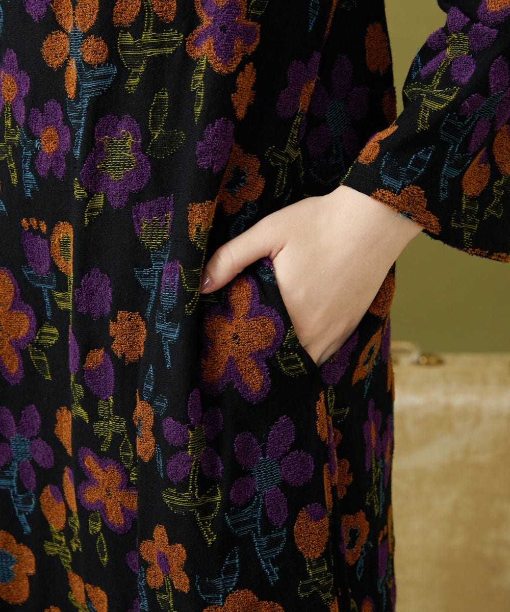 GJPJB39300 Jocomomola(ホコモモラ) Calle de los Jardines フラワージャカードワンピース ブラック