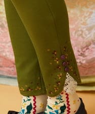 GJQAG33140 Jocomomola(ホコモモラ) カラフル刺繍入り裏起毛レギンスパンツ グリーン