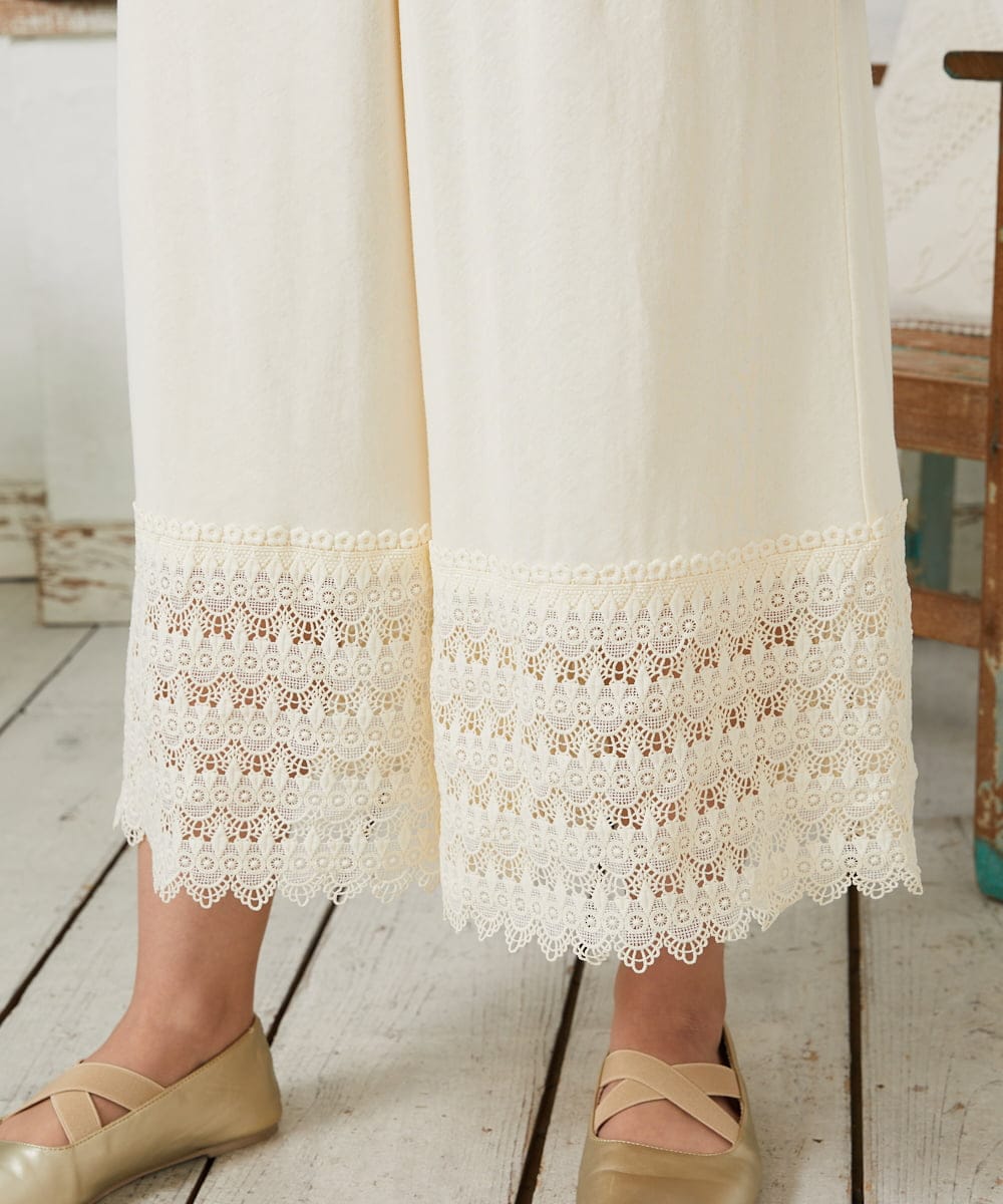 GJQFD31120 Jocomomola(ホコモモラ) 天竺レースペチコートパンツ アイボリー