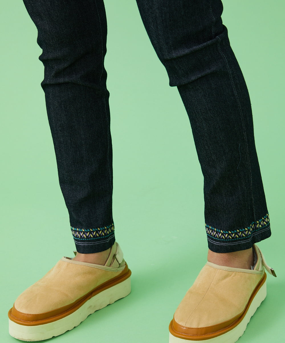 GJQJQ35100 Jocomomola(ホコモモラ) ストレッチデニムパンツ ブルー