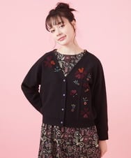 GJSAB35270 Jocomomola(ホコモモラ) Alegre フラワー刺繍ショート丈ニットカーディガン ピンク