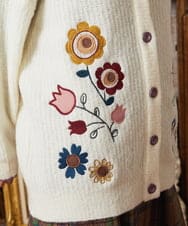 GJSAE02250 Jocomomola(ホコモモラ) Calle de Bordadores フラワーモチーフニットカーディガン ネイビー