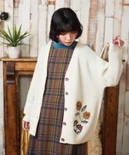 GJSAE02250 Jocomomola(ホコモモラ) Calle de Bordadores フラワーモチーフニットカーディガン ネイビー