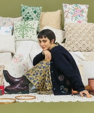 GJSAE02250 Jocomomola(ホコモモラ) Calle de Bordadores フラワーモチーフニットカーディガン ネイビー