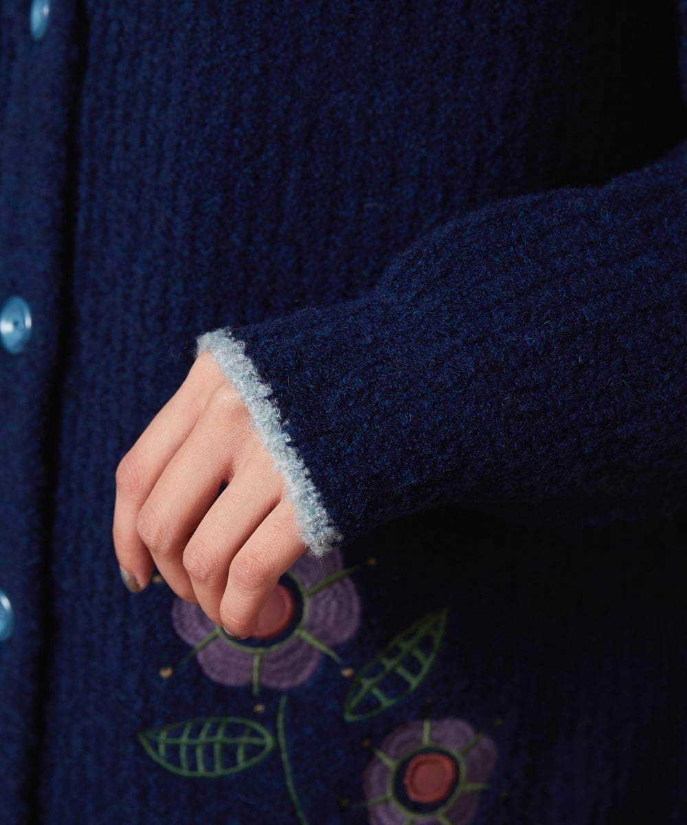 GJSAE02250 Jocomomola(ホコモモラ) Calle de Bordadores フラワーモチーフニットカーディガン ネイビー