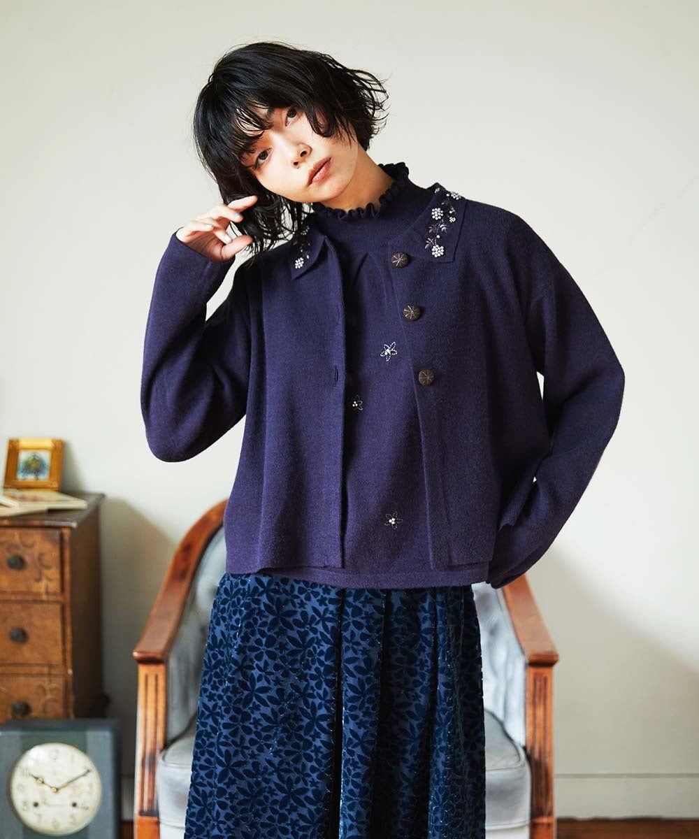 GJSAE51220 Jocomomola(ホコモモラ) Tesoro フラワーモチーフニットカーディガン ネイビー