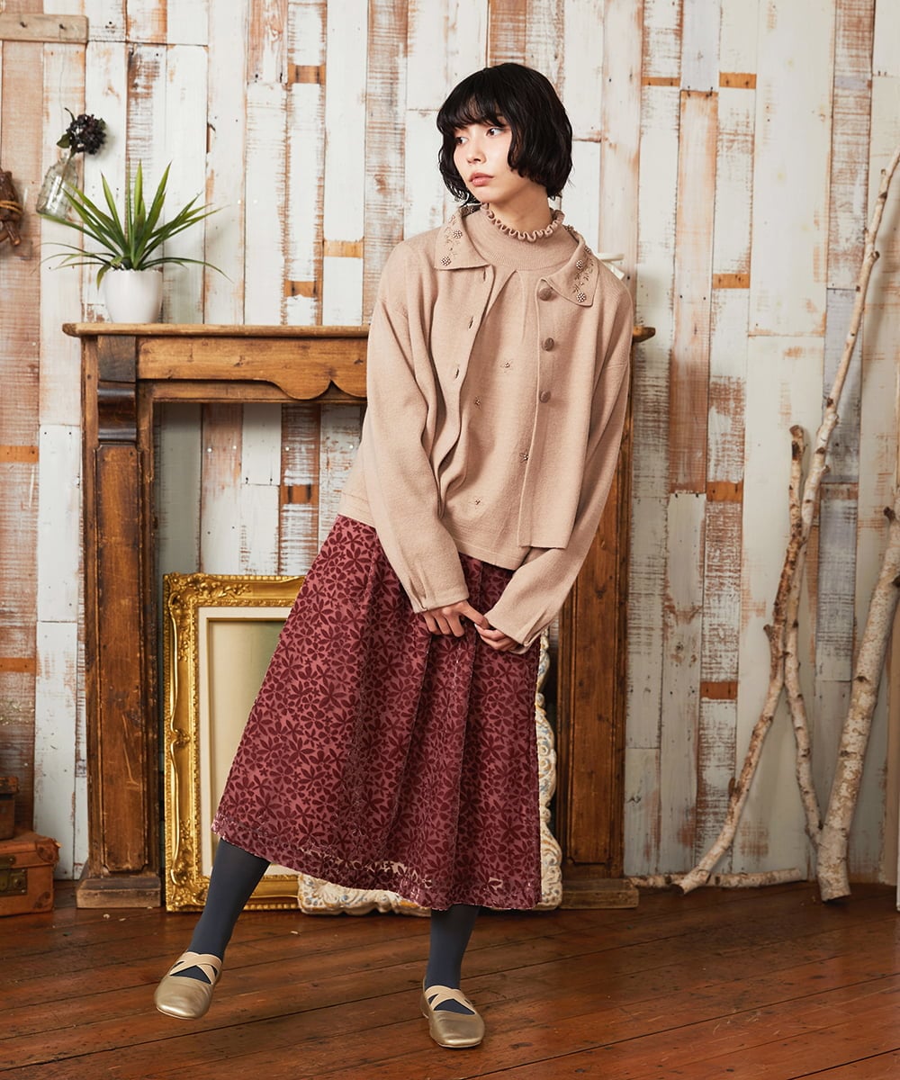 GJSAE51220 Jocomomola(ホコモモラ) Tesoro フラワーモチーフニットカーディガン ネイビー