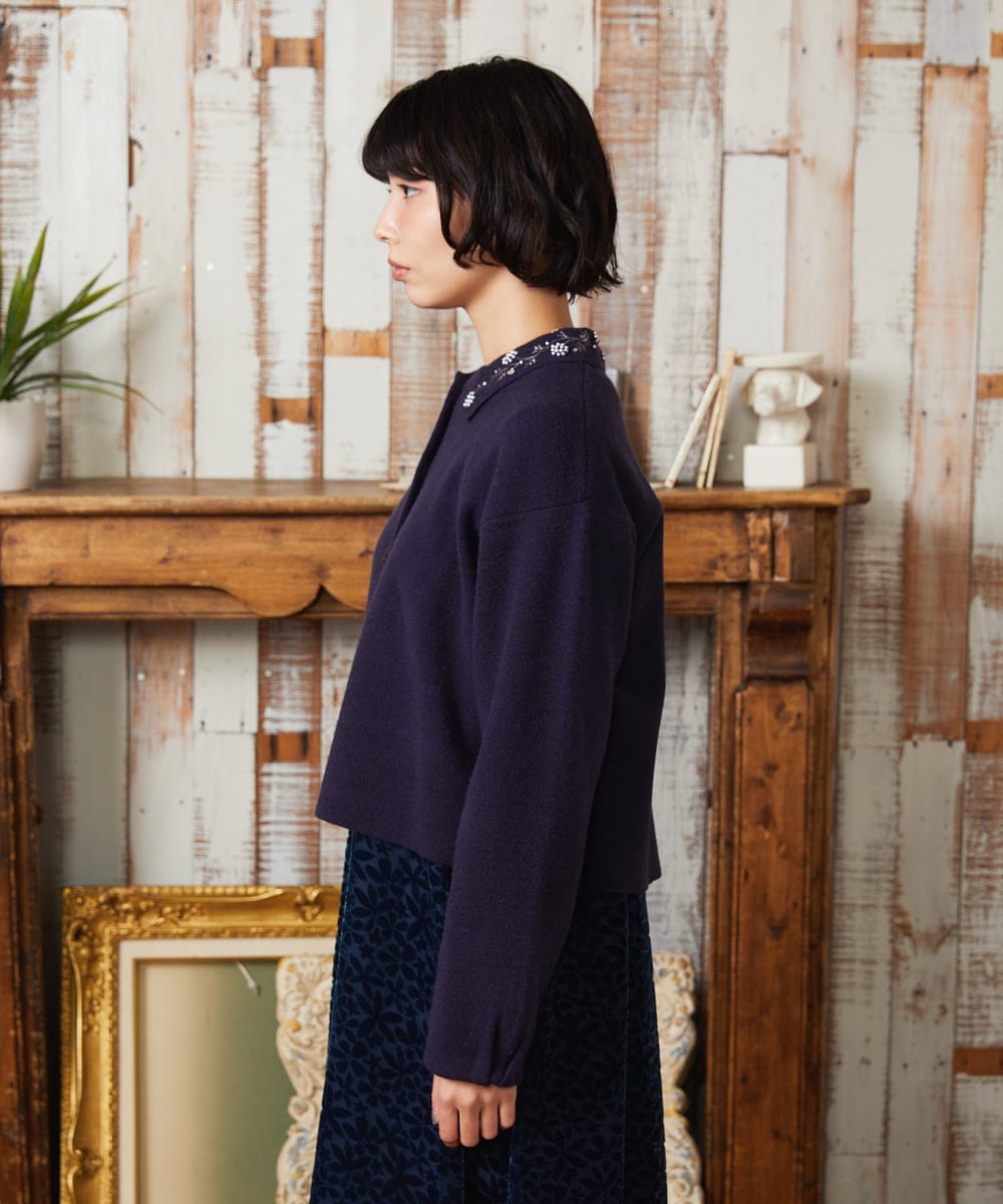 GJSAE51220 Jocomomola(ホコモモラ) Tesoro フラワーモチーフニットカーディガン ネイビー