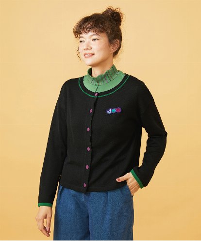 GJSAG30220 Jocomomola LANABLEND ブローチ付きクルーネックカーディガン