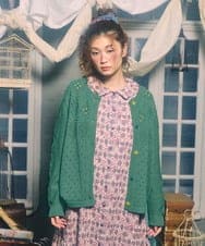 GJSDD30220 Jocomomola(ホコモモラ) フラワー刺繍ケーブルニットカーディガン グリーン