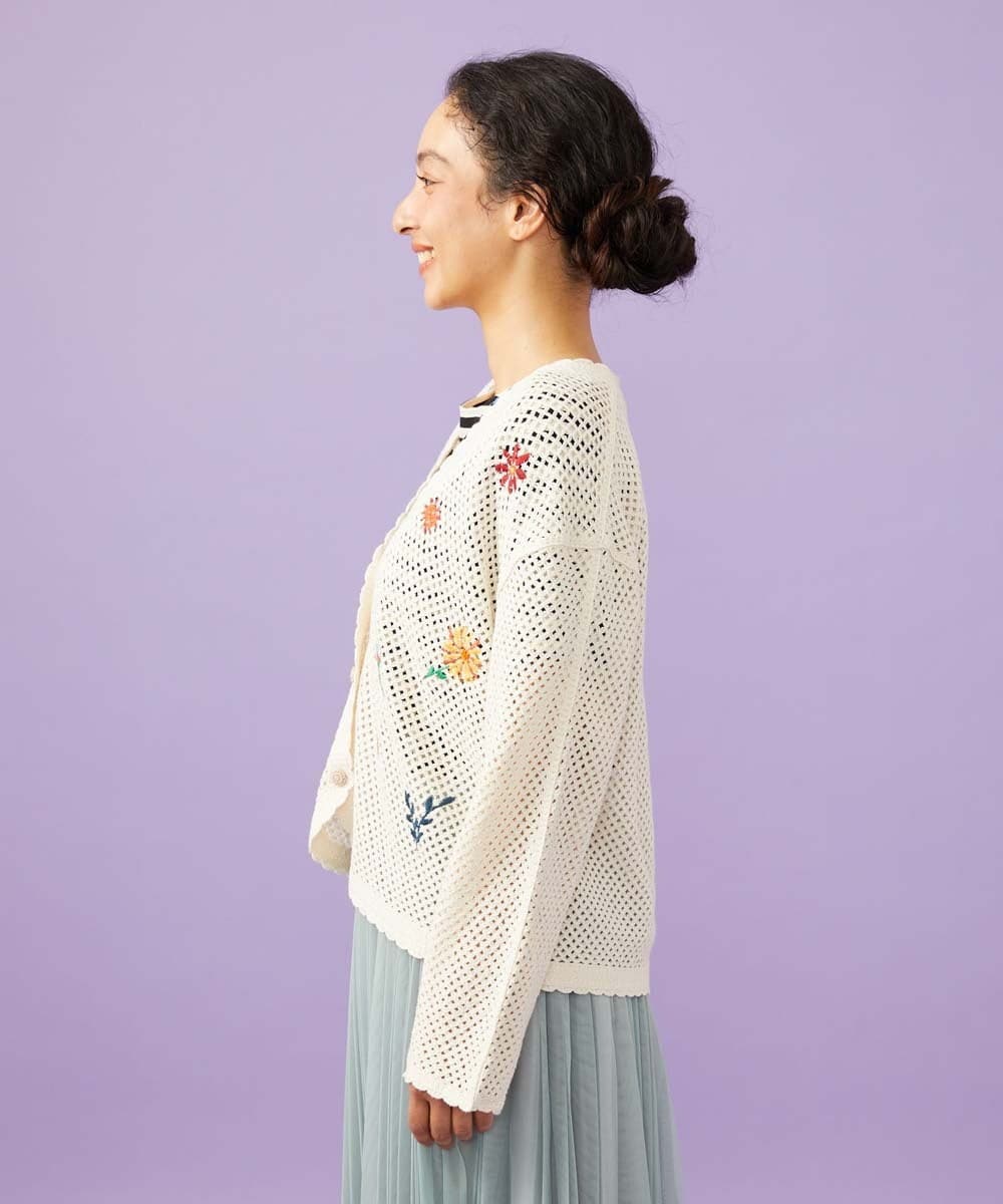 GJSFD31230 Jocomomola(ホコモモラ) Volar フラワーモチーフニットカーディガン アイボリー