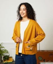 GJSJB02240 Jocomomola(ホコモモラ) Flor Alta フラワー刺繍ジップカーディガン イエロー