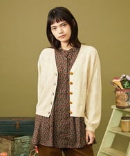 GJSLD34220 Jocomomola(ホコモモラ) Suarve 透かし編みフラワーVネックカーディガン アイボリー