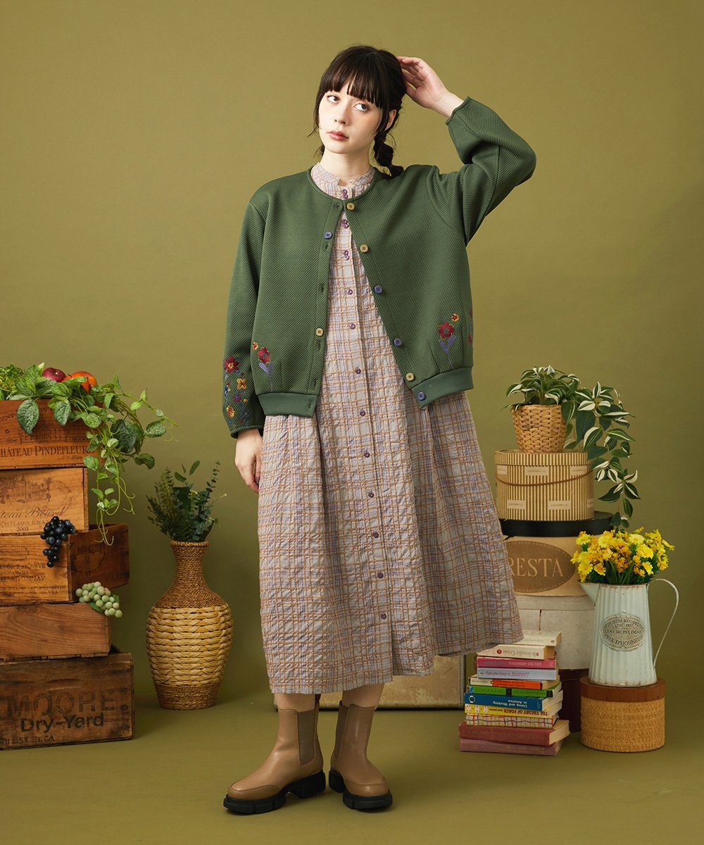 GJTAE37220 Jocomomola(ホコモモラ) 【早割10%OFF】フラワー刺繍カットソーカーディガン グリーン