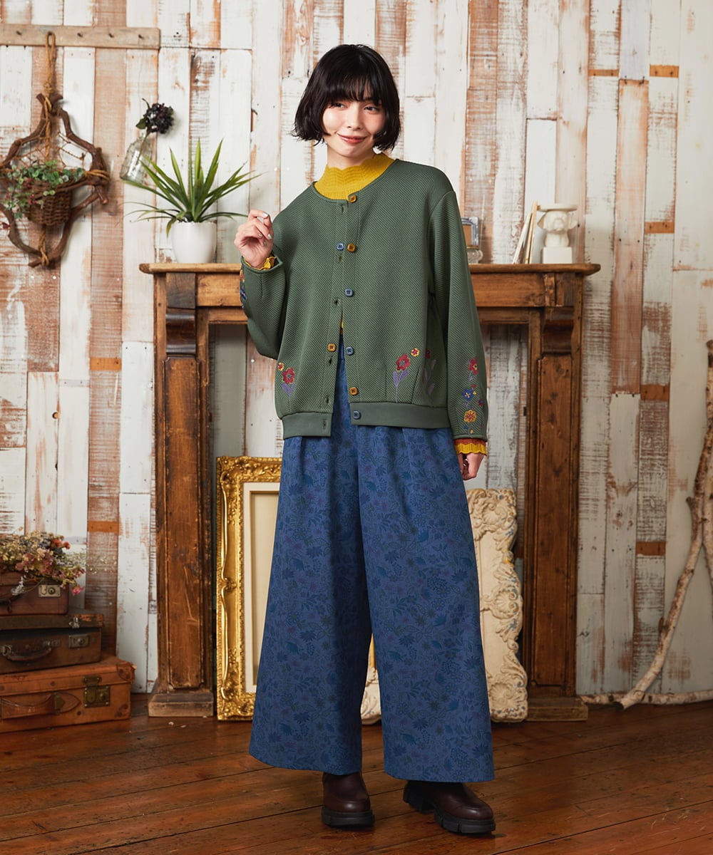 GJTAE37220 Jocomomola(ホコモモラ) Florecer フラワー刺繍カットソーカーディガン グリーン