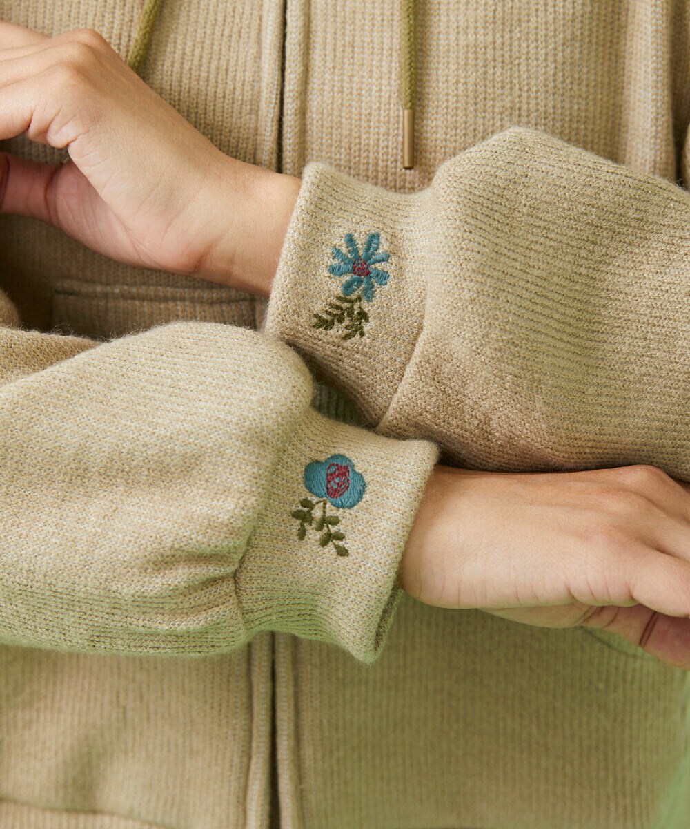 GJTAW37200 Jocomomola(ホコモモラ) Hogar フラワー刺繍パーカー グリーン
