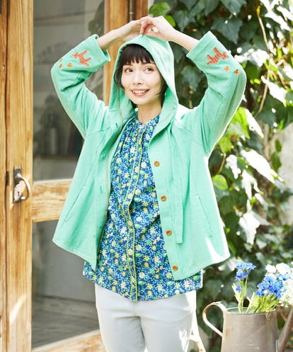 GJTFD02220 Jocomomola Aventura アニマルアップリケパーカー