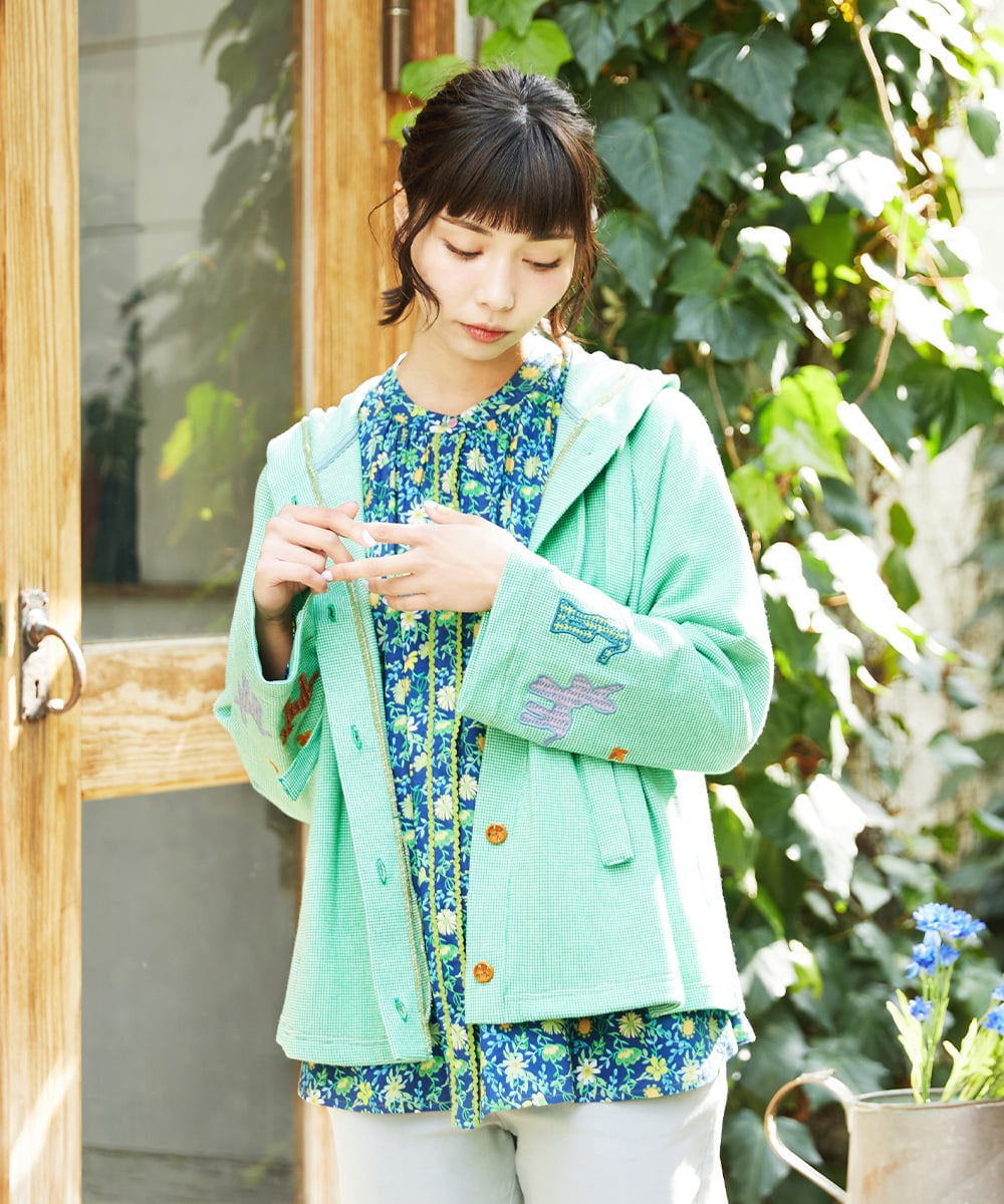 GJTFD02220 Jocomomola(ホコモモラ) Aventura アニマルアップリケパーカー グリーン