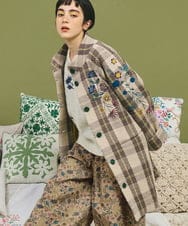 GJUAE04550 Jocomomola(ホコモモラ) Calle de Bordadores チェック×フラワー刺繍コート ベージュ