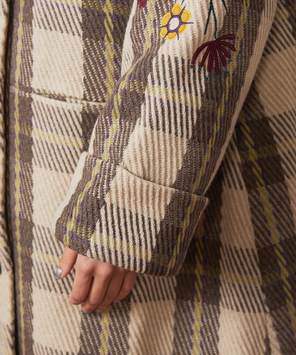 GJUAE04550 Jocomomola(ホコモモラ) Calle de Bordadores チェック×フラワー刺繍コート ベージュ