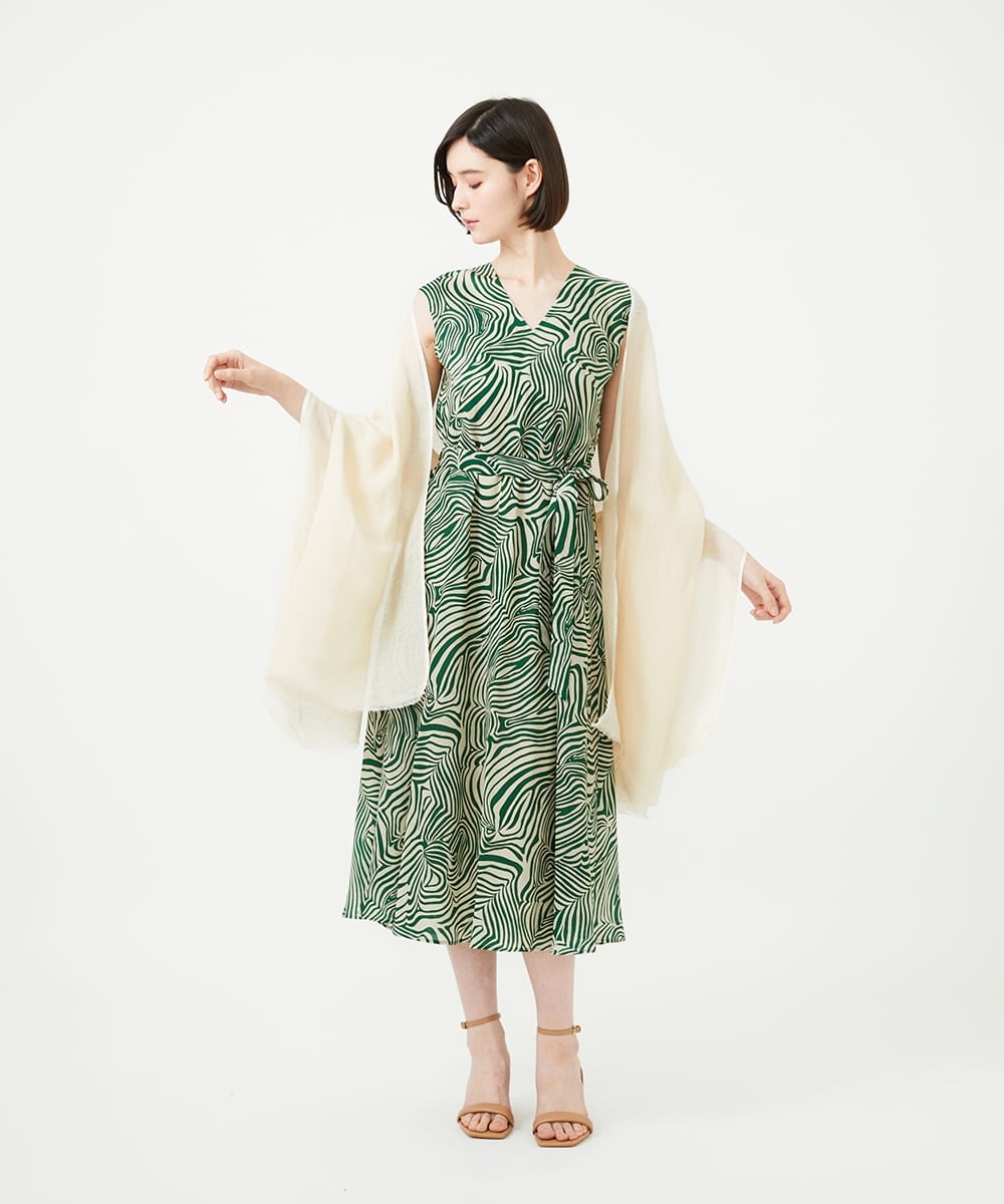 GK3GE30150 Sybilla(シビラ) リネン混カラーストール アイボリー