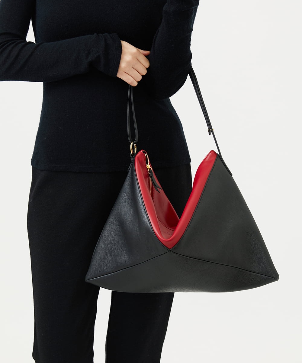 GK5AD01600 Sybilla バイカラーレザーバッグ