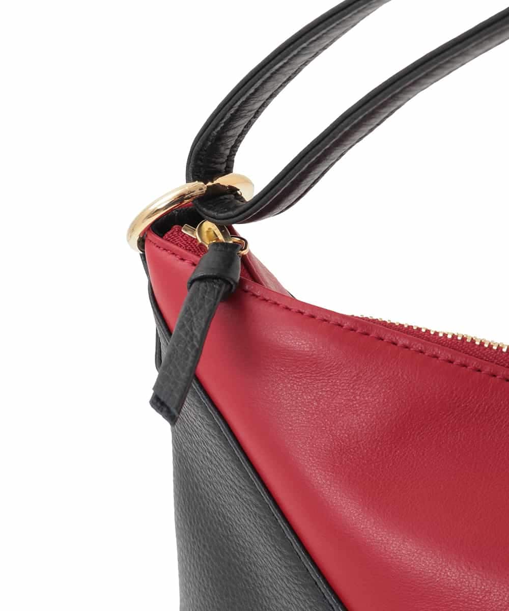 GK5AD01600 Sybilla(シビラ) バイカラーレザーバッグ ブラック