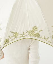 GKYGB03210 Sybilla(シビラ) 【晴雨兼用・UVカット】フラワーモチーフ刺繍日傘 ベージュ