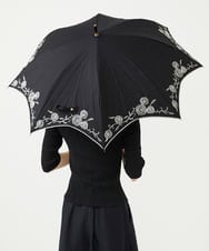 GKYGB03210 Sybilla(シビラ) 【晴雨兼用・UVカット】フラワーモチーフ刺繍日傘 ブラック