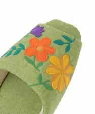 GNFTG02025 Jocomomola(ホコモモラ) 【洗える】フラワー刺繍オープントゥスリッパ グリーン